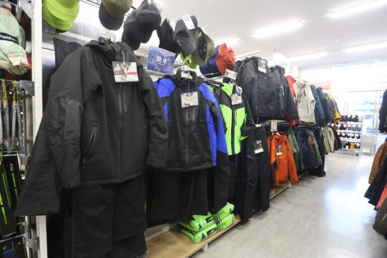 【2025-2026最新】ワークマンのバイク用最強アウター5選！防寒・防水・コスパで選ぶ決定版