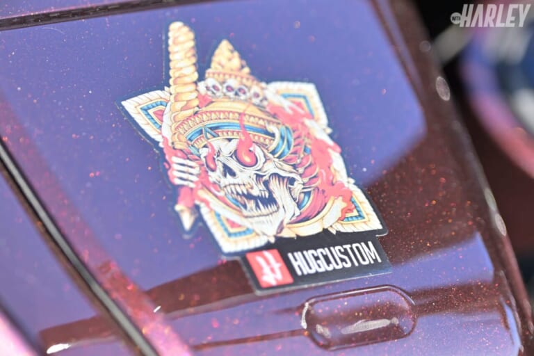 ハーレーダビッドソン｜CVO ROADGLIDE｜トライジャカスタム｜グラフィック｜ラッピングでより手軽に車体カラーを自在にアレンジ＜TRIJYA CUSTOM MOTORCYCLES｜CVO ROADGLIDE＞