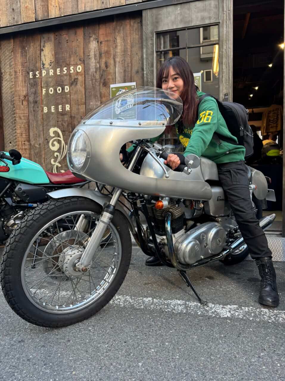 女優・指出瑞貴の『バイク×音楽×コーヒーdiary(仮)』その8|女優・指出瑞貴の『バイク×音楽×コーヒーdiary(仮)』その8:エンジンを止めたら、下町時間。浅草編