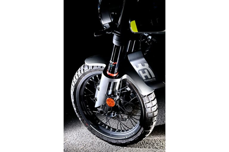 スヴァルトピレン401|「オシャレバイクならこれ一択!」ハスクバーナ スヴァルトピレン401:北欧起源のデザインと機能が融合【新車試乗】