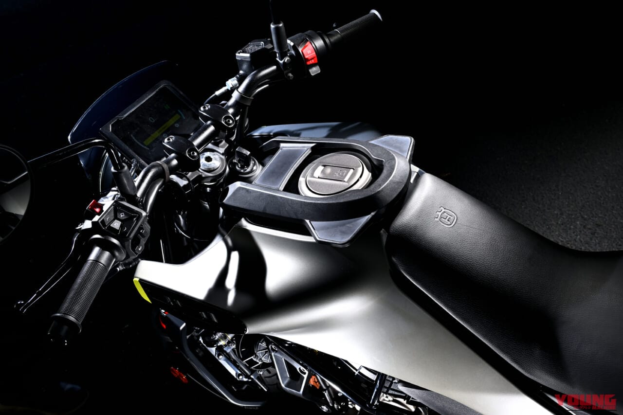 スヴァルトピレン401｜「オシャレバイクならこれ一択!」ハスクバーナ スヴァルトピレン401：北欧起源のデザインと機能が融合【新車試乗】