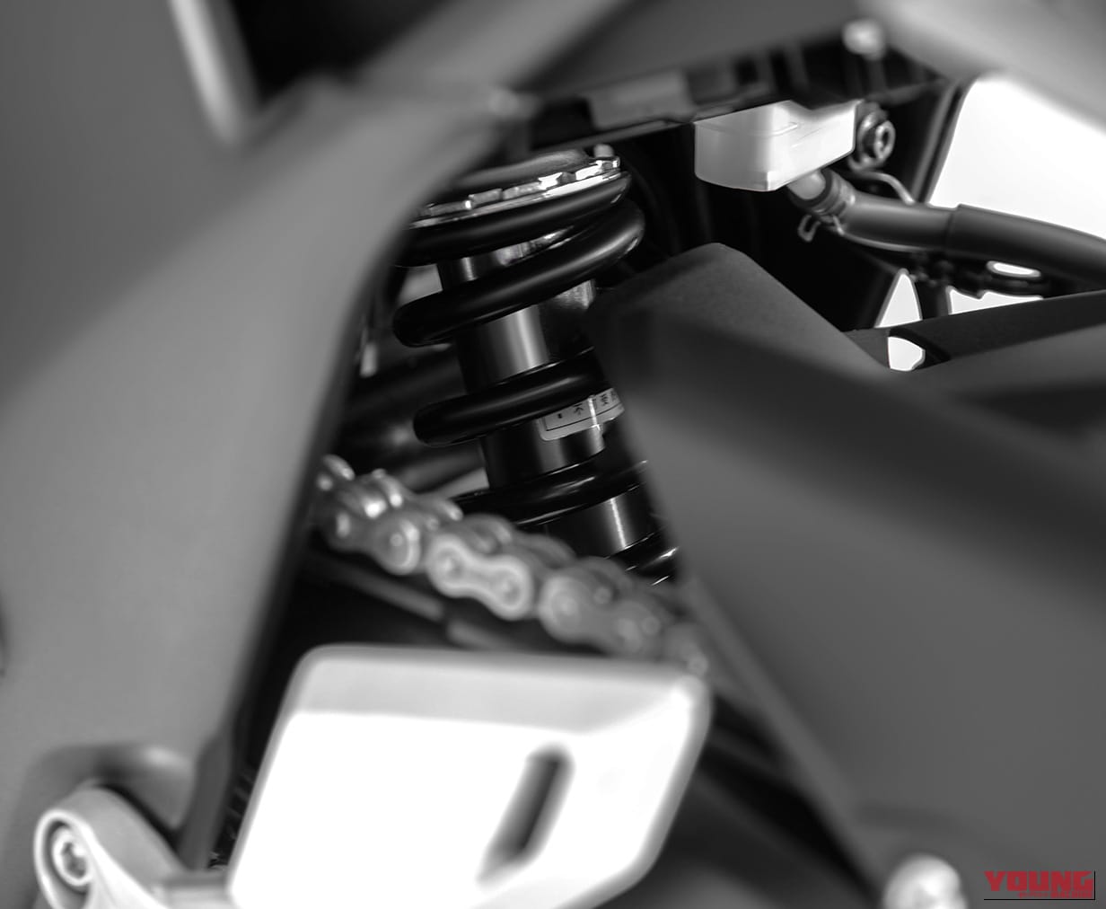 |新型4気筒スポーツ「CBR400R FOUR」カウントダウン?! ホンダが「CBR500R FOUR」のカラーバリエーションを公開!【海外】