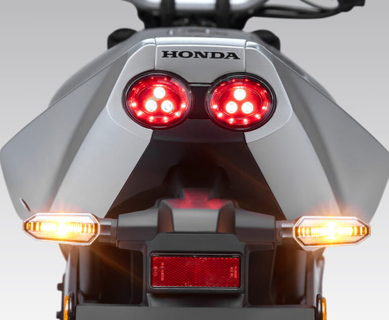 ホンダ|CB500スーパーフォア|中国仕様|新型CB400スーパーフォアも占える?! ホンダが「CB500スーパーフォア」のカラーバリエーションを公開!【海外】