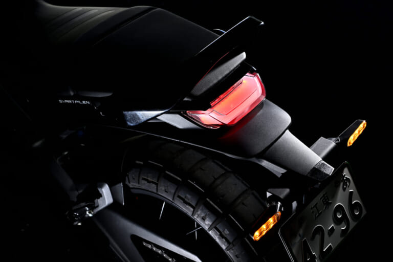 スヴァルトピレン401|「オシャレバイクならこれ一択!」ハスクバーナ スヴァルトピレン401:北欧起源のデザインと機能が融合【新車試乗】