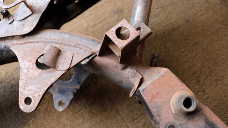 【DIY整備】サビ落とし革命! 削らずに落とせるハケ塗りサビ取り剤を使ってみたら効果的すぎた|【DIY整備】サビ落とし革命! 削らずに落とせるハケ塗りサビ取り剤を使ってみたら効果的すぎた