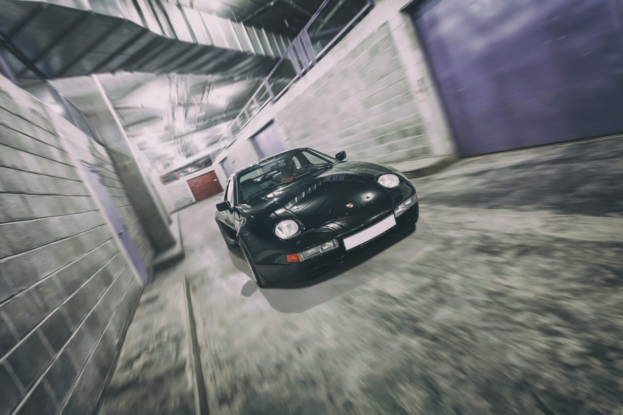 |「フェラーリだけじゃない!」ケーニッヒ・スペシャルの真実。ポルシェ928を440馬力の怪物に変えた魔改造の全貌