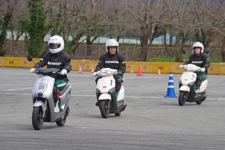 50ccガソリン原付が生産終了！ 今後の原付バイク通学に最適なモデルはなに？｜50ccガソリン原付が生産終了！ 今後の原付バイク通学に最適なモデルはなに？＜電動原付一種 編＞