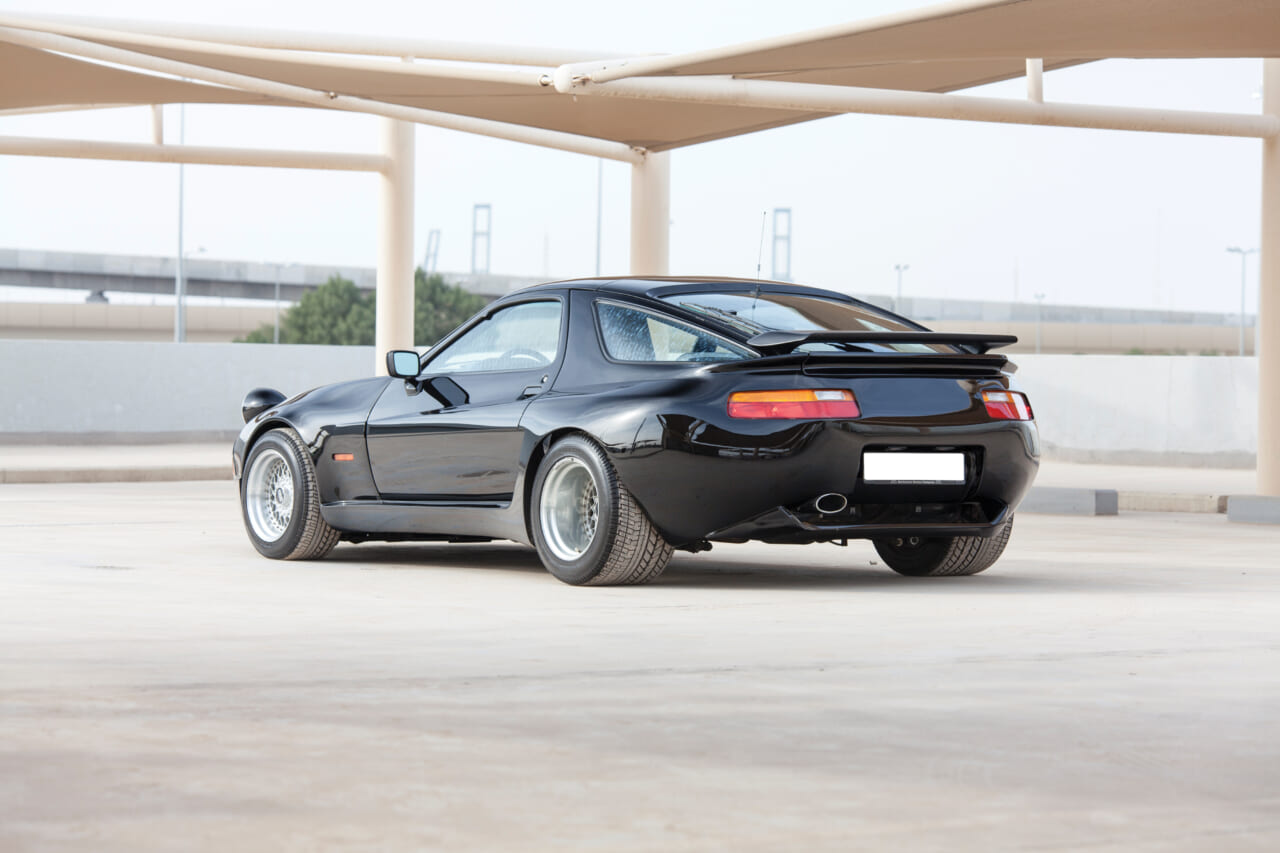 ｜「フェラーリだけじゃない！」ケーニッヒ・スペシャルの真実。ポルシェ928を440馬力の怪物に変えた魔改造の全貌