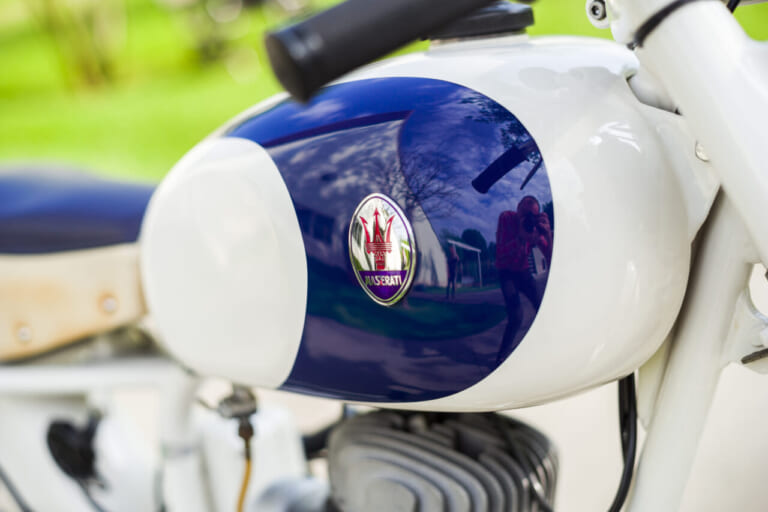 マセラティ ティーポ125 ツーリスト・ルッソ(1956)|フェラーリにマセラティも?! 125ccのプレミアムな珍車を欧州からピックアップ!