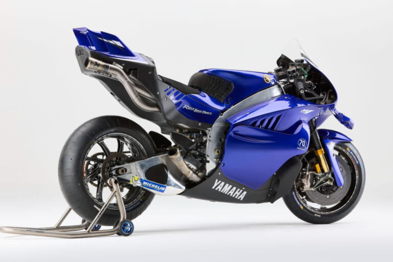 ヤマハ|YZR-M1|2025年|V型4気筒|アウグスト・フェルナンデス|足りないものに真摯に向きあった並列4気筒と、来るべくMotoGP新時代に繋げるV4マシンの開発も進めた、ヤマハの2025シーズンレビュー