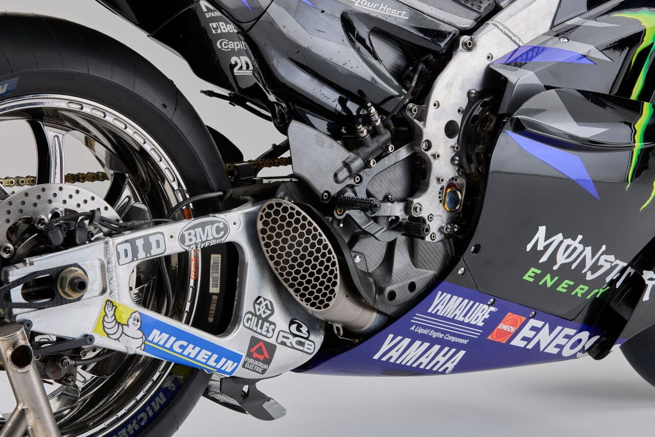 ヤマハ|YZR-M1|2025年|直列4気筒|ファビオ・クアルタラロ|足りないものに真摯に向きあった並列4気筒と、来るべくMotoGP新時代に繋げるV4マシンの開発も進めた、ヤマハの2025シーズンレビュー