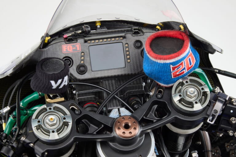 ヤマハ|YZR-M1|2025年|直列4気筒|ファビオ・クアルタラロ|足りないものに真摯に向きあった並列4気筒と、来るべくMotoGP新時代に繋げるV4マシンの開発も進めた、ヤマハの2025シーズンレビュー