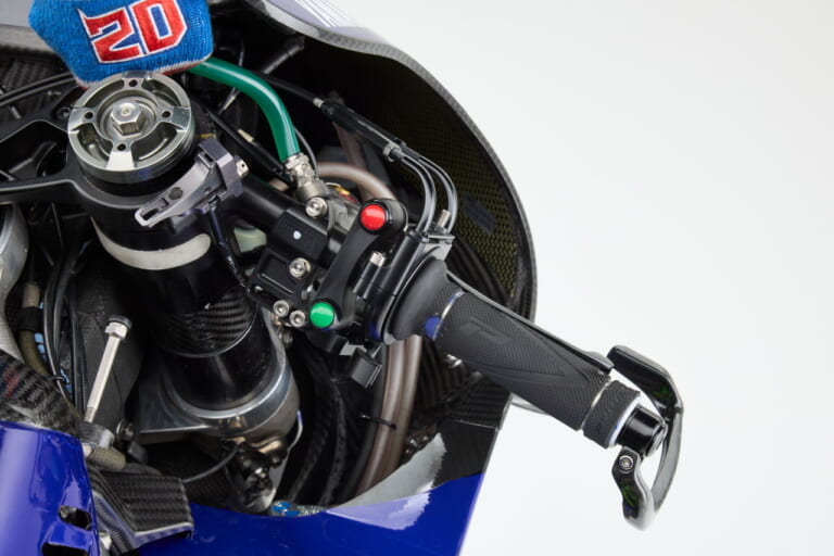 ヤマハ|YZR-M1|2025年|直列4気筒|ファビオ・クアルタラロ|足りないものに真摯に向きあった並列4気筒と、来るべくMotoGP新時代に繋げるV4マシンの開発も進めた、ヤマハの2025シーズンレビュー