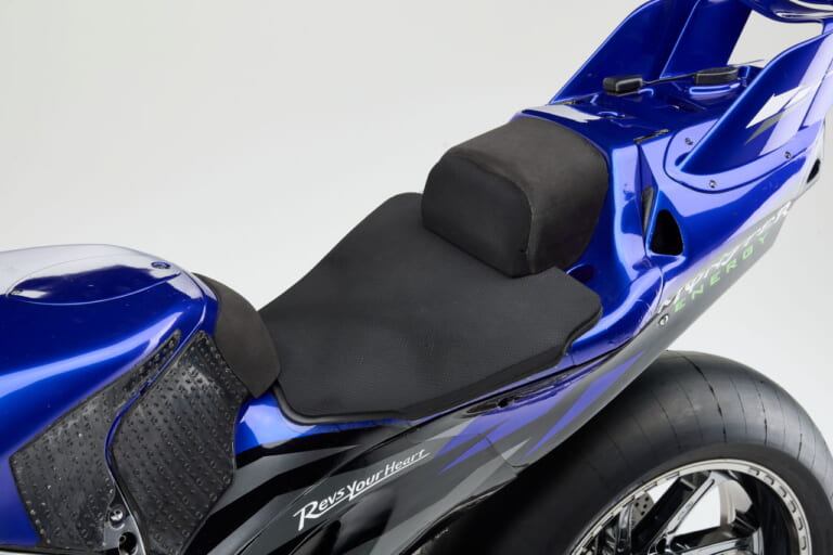 ヤマハ|YZR-M1|2025年|直列4気筒|ファビオ・クアルタラロ|足りないものに真摯に向きあった並列4気筒と、来るべくMotoGP新時代に繋げるV4マシンの開発も進めた、ヤマハの2025シーズンレビュー