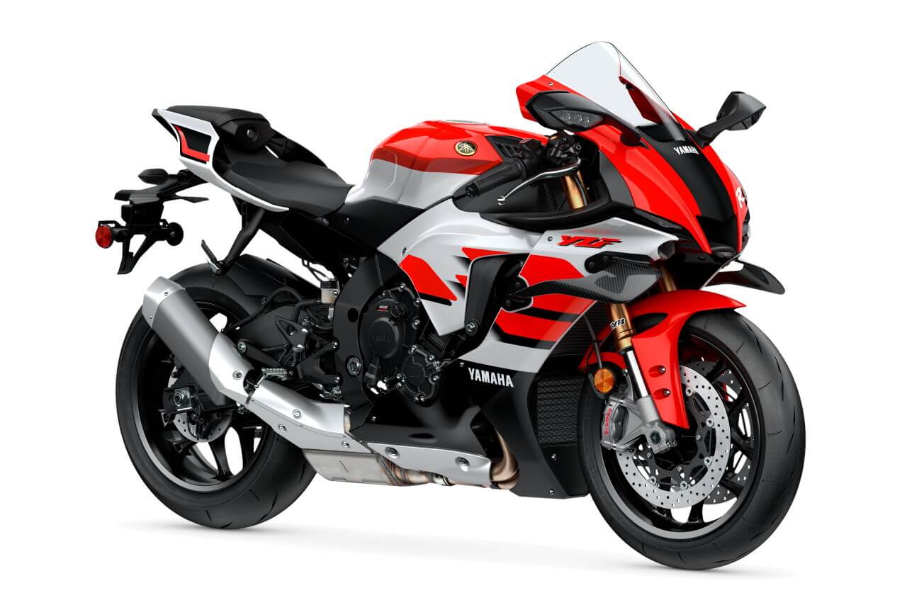 ｜ヤマハ「YZF-R1」「YZF-R1M」の2026年モデル登場！ カーボン製ウイングレット採用の最新型は70周年記念カラーを先行発売