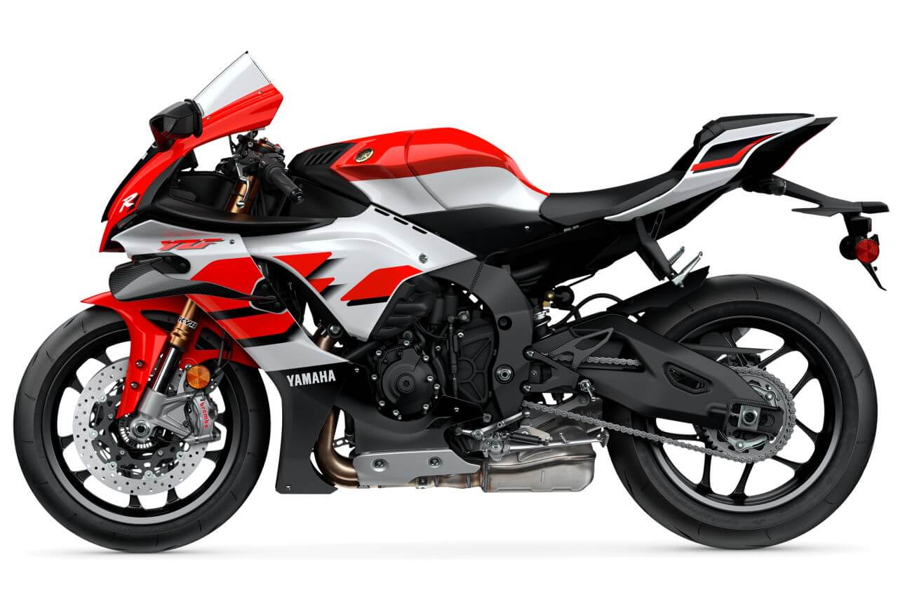 ｜ヤマハ「YZF-R1」「YZF-R1M」の2026年モデル登場！ カーボン製ウイングレット採用の最新型は70周年記念カラーを先行発売