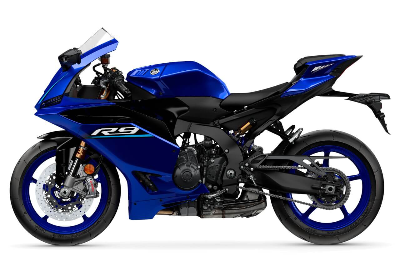 ｜新標準カラーは150万円切り据え置き！ ヤマハ「YZF-R9」に新色と限定70周年カラーが登場