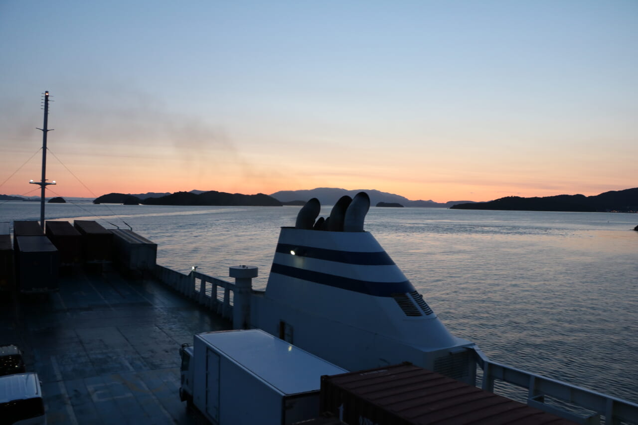 ｜【夜行フェリーという選択】朝うどんから始まる、香川絶景ツーリング