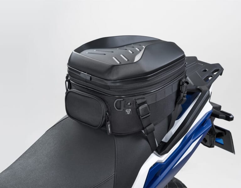 シェルシートバッグＬ｜【新商品】行きも帰りも充分積める！拡張機能付き大容量PCシートバッグ「シェルシートバッグL」がタナックスから新発売！