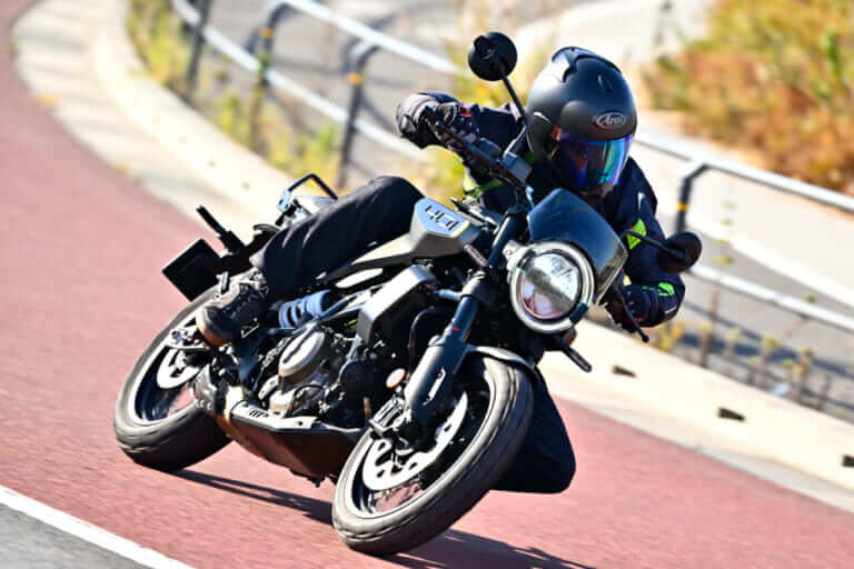 スヴァルトピレン401｜「オシャレバイクならこれ一択!」ハスクバーナ スヴァルトピレン401：北欧起源のデザインと機能が融合【新車試乗】