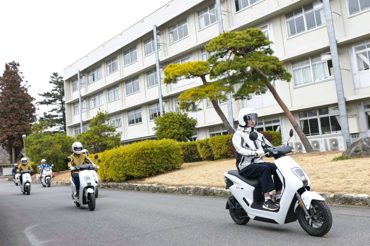 50ccガソリン原付が生産終了！ 今後の原付バイク通学に最適なモデルはなに？｜50ccガソリン原付が生産終了！ 今後の原付バイク通学に最適なモデルはなに？＜電動原付一種 編＞