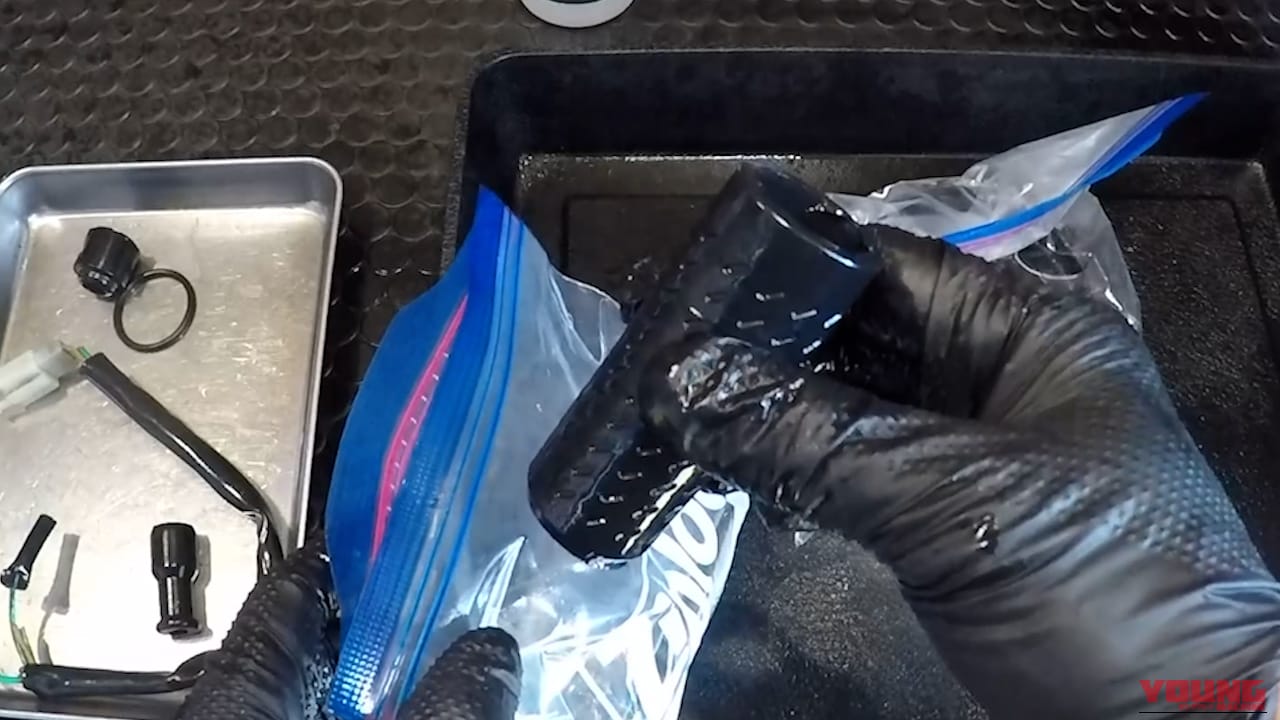 【DIY整備ケミカル検証】カチコチゴムを復活するラバゲイン:素材別に試して分かった「使っていいゴム/ダメなゴム」|【DIY整備ケミカル検証】カチコチゴムを復活するラバゲイン:素材別に試して分かった「使っていいゴム/ダメなゴム」