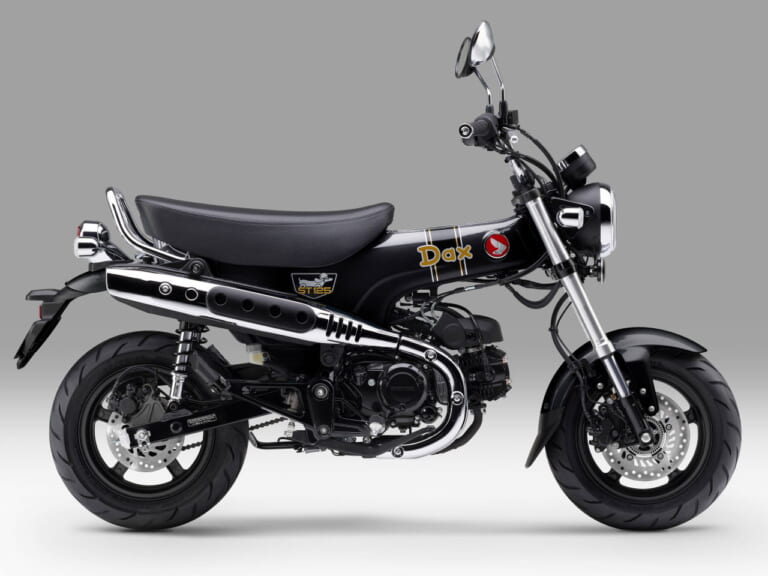 ホンダ｜ダックス125｜欧州仕様｜2026年モデル｜オレンジ＆ホワイトに色変！ ホンダ「ST125ダックス」の2026年モデルは全3色ラインナップに【欧州】