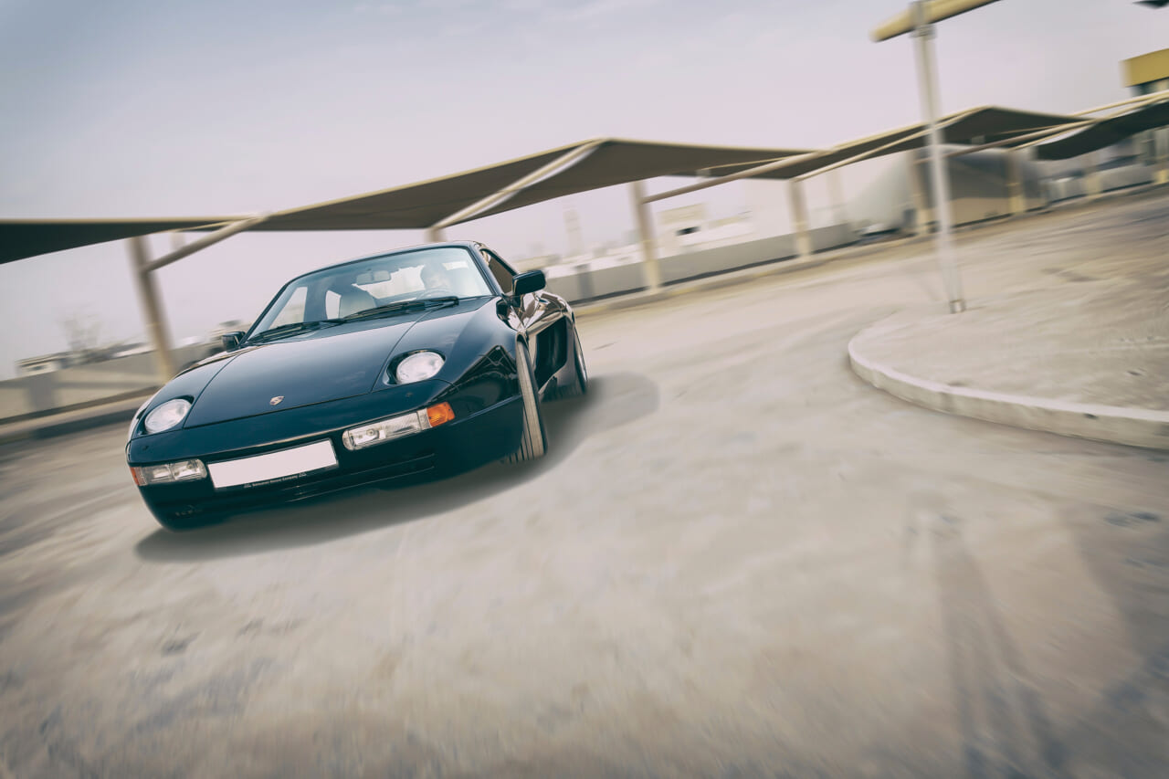 ｜「フェラーリだけじゃない！」ケーニッヒ・スペシャルの真実。ポルシェ928を440馬力の怪物に変えた魔改造の全貌