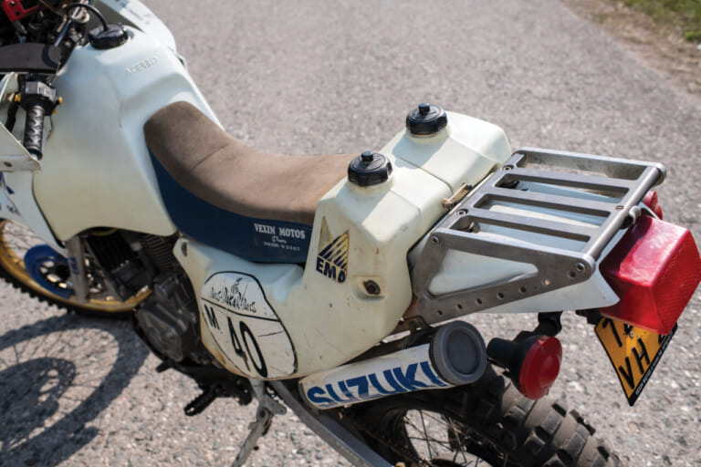 スズキ|DR650|パリダカ仕様|「もしかして2回走った?」1994年のパリダカで唯一の完走を果たしたスズキ車「DR650」