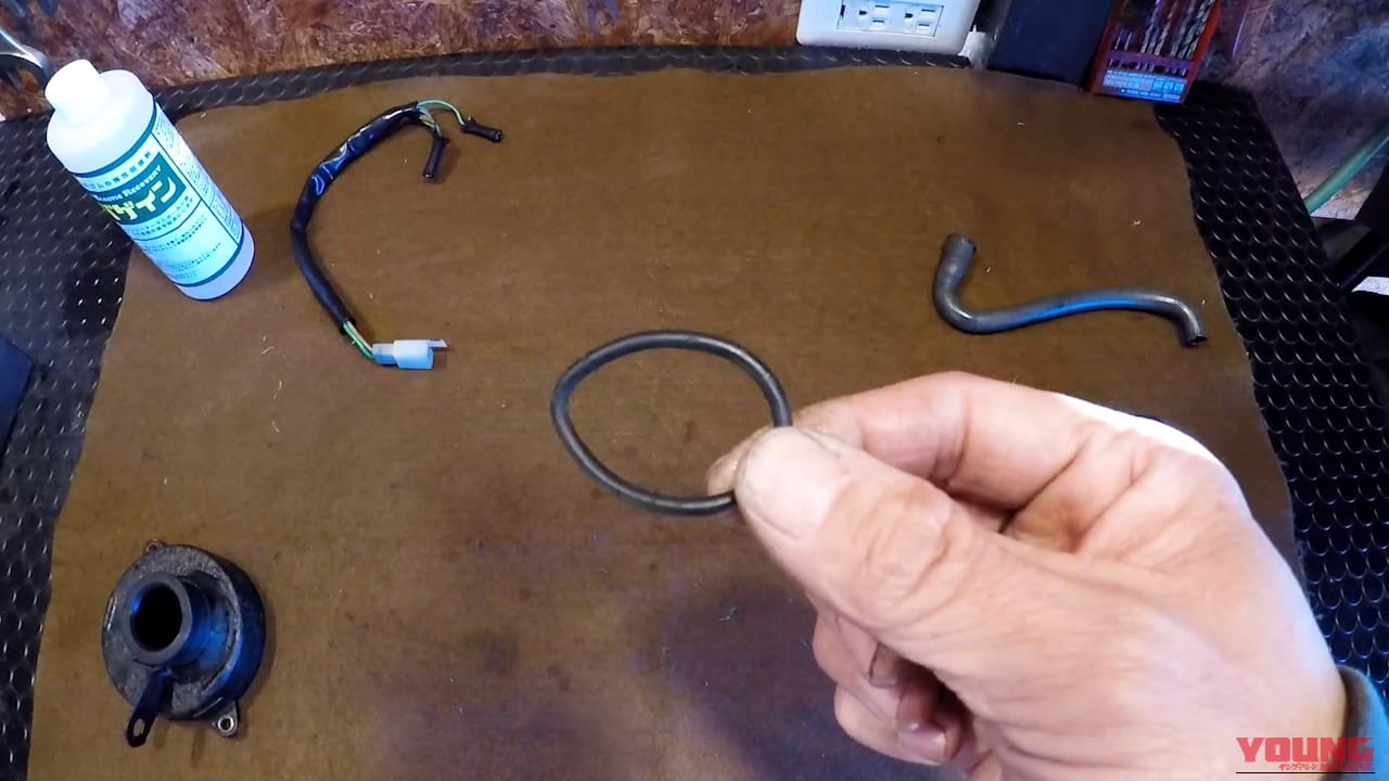 【DIY整備ケミカル検証】カチコチゴムを復活するラバゲイン:素材別に試して分かった「使っていいゴム/ダメなゴム」|【DIY整備ケミカル検証】カチコチゴムを復活するラバゲイン:素材別に試して分かった「使っていいゴム/ダメなゴム」