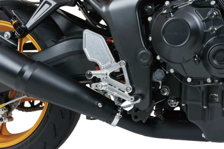 【新型CB1000Fカスタム】アクティブから可変オフセット採用のステムキットやバックステップが登場!|【ホンダ(HONDA)CB1000Fカスタム】アクティブから可変オフセット採用のステムキットやバックステップが登場!