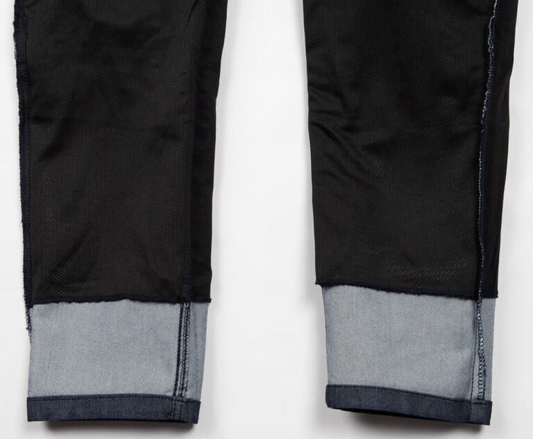 デグナーAAAデニムパンツ｜欧州の安全基準であるCE規格のAA〜AAAクラスをクリアした生地を使ったシンプルデザインのライディングデニムウェア