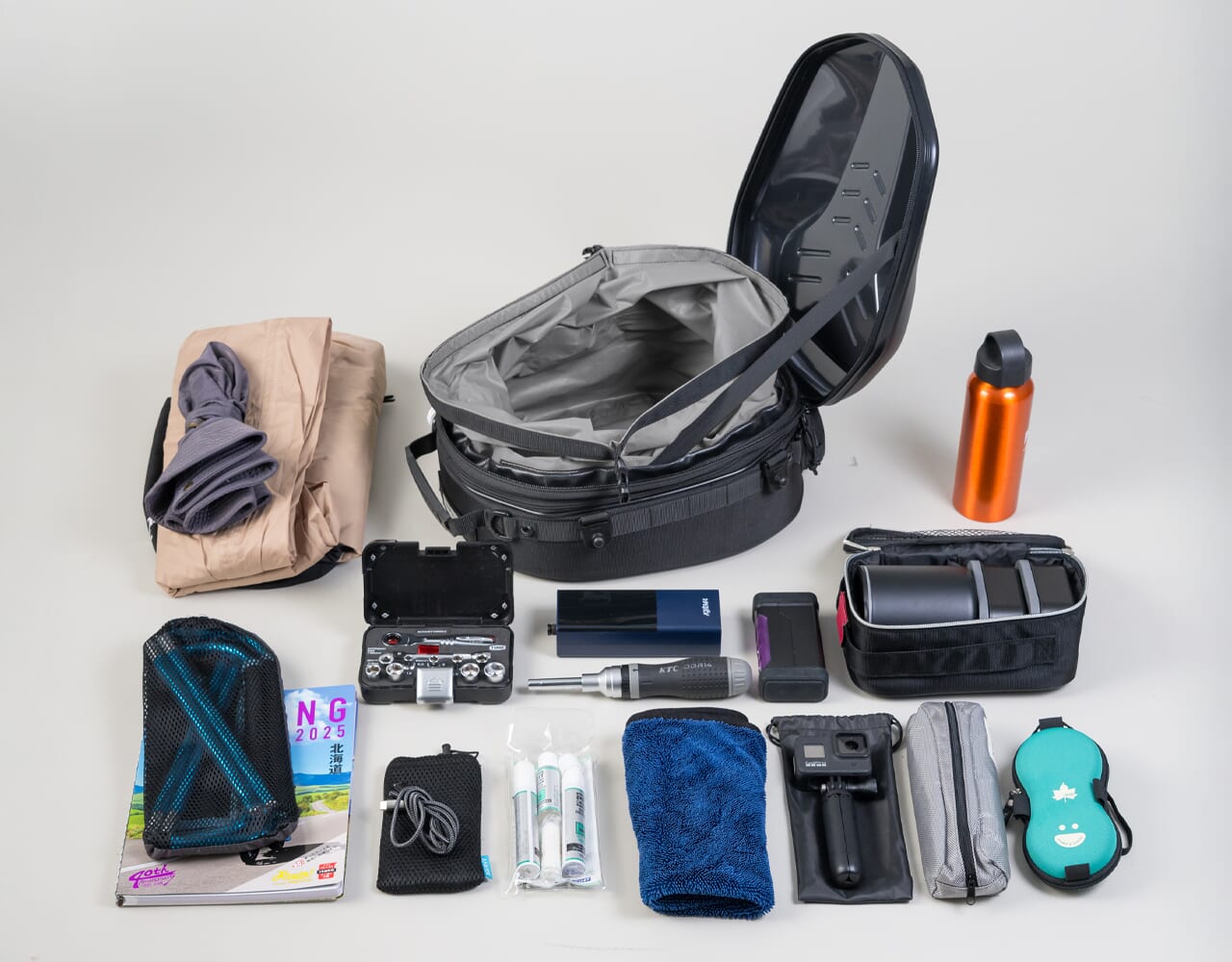 シェルシートバッグＬ｜【新商品】行きも帰りも充分積める！拡張機能付き大容量PCシートバッグ「シェルシートバッグL」がタナックスから新発売！