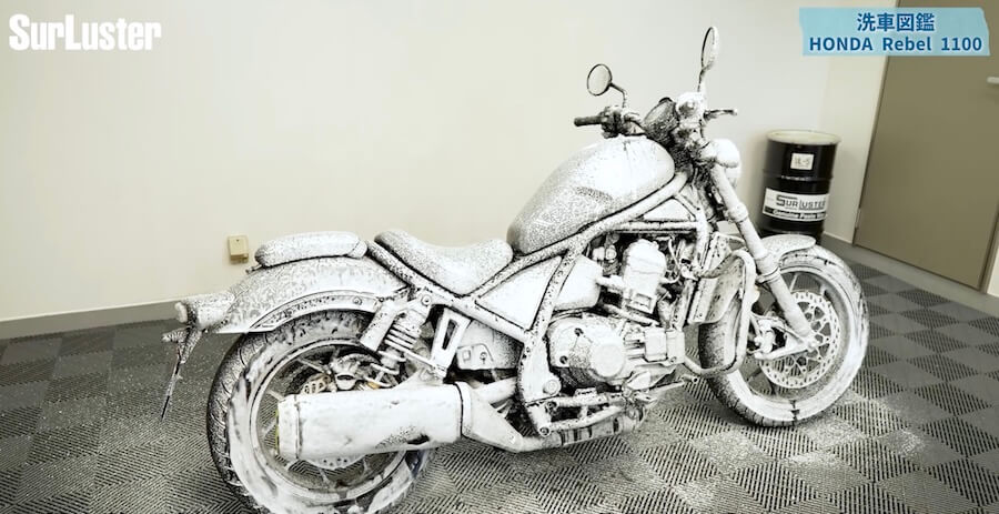 【洗車図鑑】車種別バイクの洗い方教えます！ホンダ「レブル1100」｜【洗車図鑑】車種別バイクの洗い方教えます！〜和製大型クルーザーの決定版！ホンダ「レブル1100」編〜