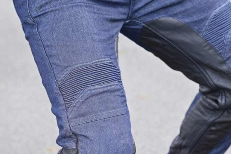 デグナーAAAデニムパンツ｜欧州の安全基準であるCE規格のAA〜AAAクラスをクリアした生地を使ったシンプルデザインのライディングデニムウェア