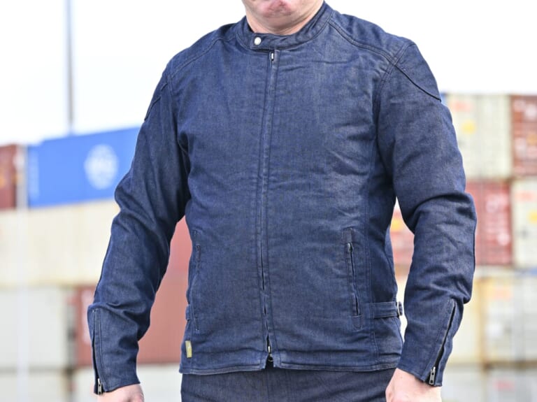 デグナーAAAデニムジャケット｜欧州の安全基準であるCE規格のAA〜AAAクラスをクリアした生地を使ったシンプルデザインのライディングデニムウェア