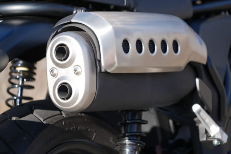 シュアラスターLOOPパワーショット×ホンダ・CL250|シュアラスターLOOPパワーショット「ザ・体感!!」ホンダ・CL250編