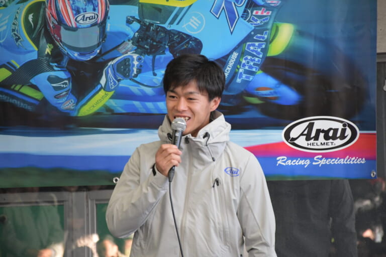 小椋藍アライヘルメットサイン会｜【アライヘルメット】MotoGPライダー小椋藍選手のサイン会を開催！『とりあえず謝っておきましょう』