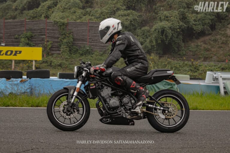 HD埼玉花園|サーキット走行|参加者|ハーレーでのツーリング先はサーキット。安全に思い切りバイクを楽しめる環境でスポーツライディングを満喫!<HD埼玉花園>