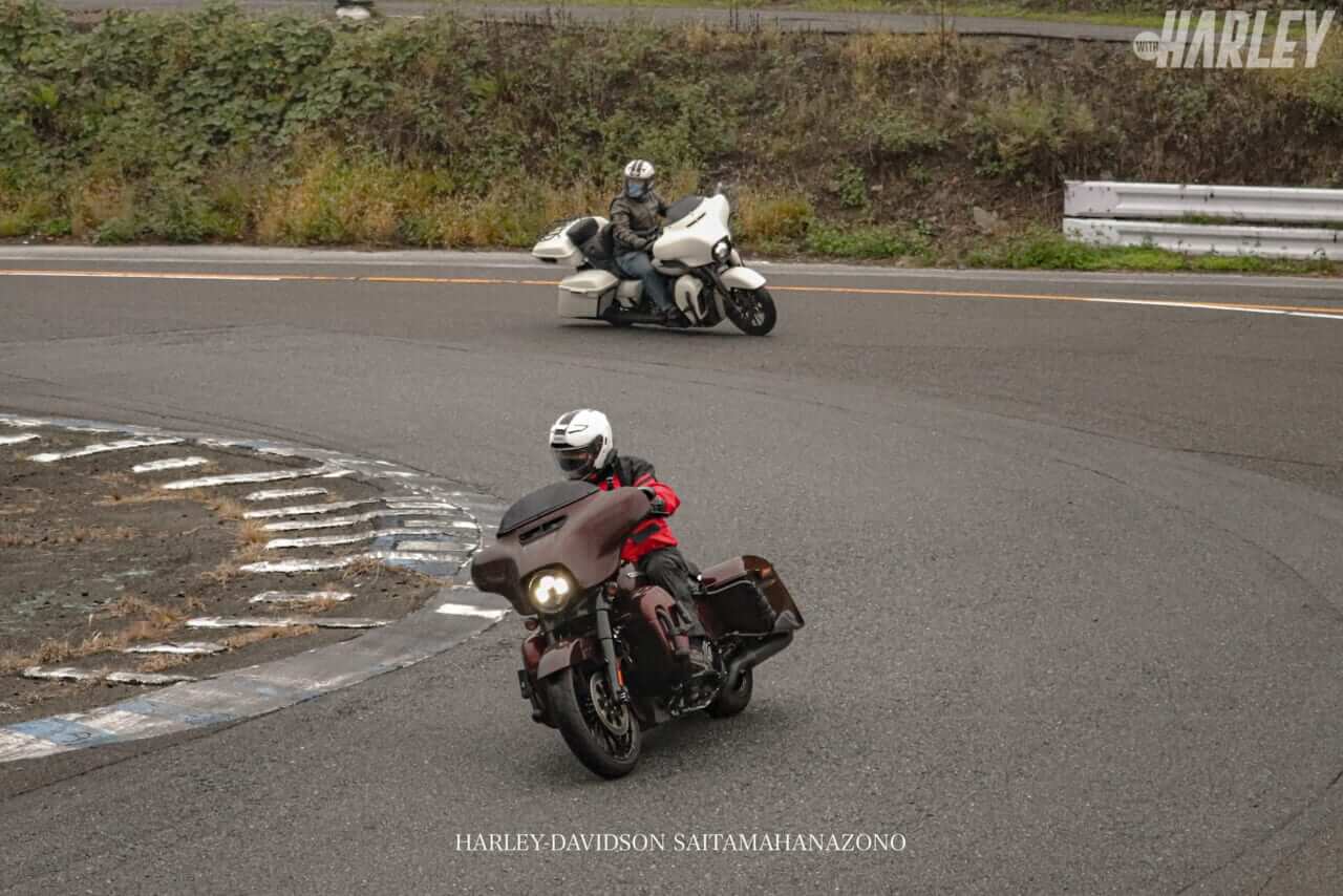 HD埼玉花園｜サーキット走行｜参加者｜ハーレーでのツーリング先はサーキット。安全に思い切りバイクを楽しめる環境でスポーツライディングを満喫!＜HD埼玉花園＞