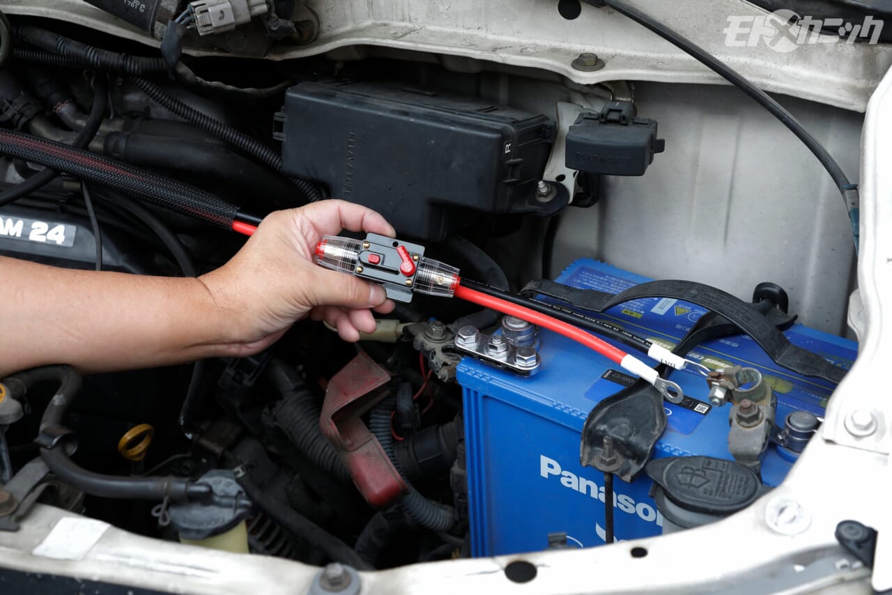 ｜【車中泊にも】マルチ型バッテリーターミナルでトランポ車載のポタ電を安全充電＜DIY電気工作の必須テクニック＞