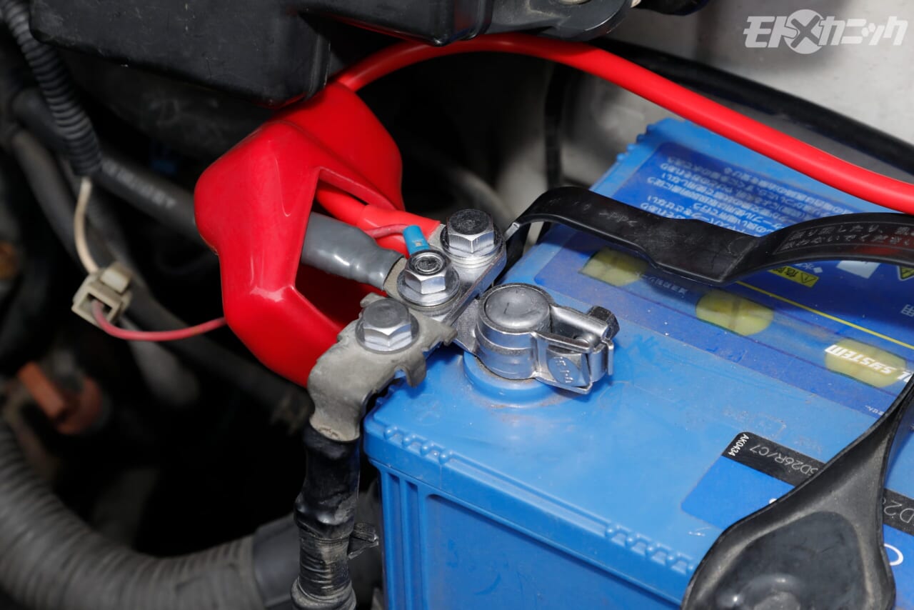 ｜【車中泊にも】マルチ型バッテリーターミナルでトランポ車載のポタ電を安全充電＜DIY電気工作の必須テクニック＞