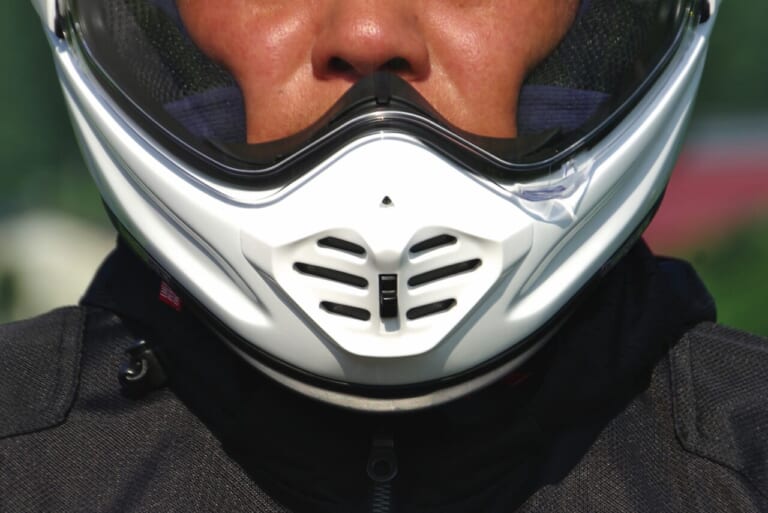 アライヘルメット　TX-ストラーダ｜【アライヘルメット】使ってわかった！TX-STRADA（TX-ストラーダ）