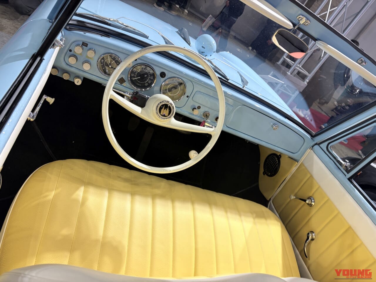 |【海外レア車】1960年代の西ドイツ製水陸両用車「アンフィカー770」を東京オートサロン2026で発見:陸上113km/h、水上7ノットで駆ける!