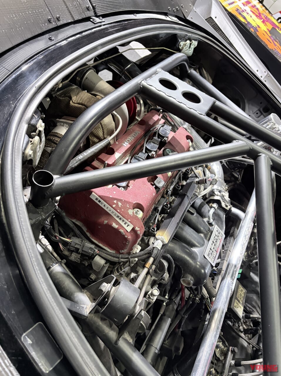 Circuit & Dreams CLR 双竜 第2形態|【カスタム】日産SR20×ホンダK20Aのツインエンジン! トヨタ セラ改「双竜 第2形態」が中身も外装もヤバすぎる【東京オートサロン2026】