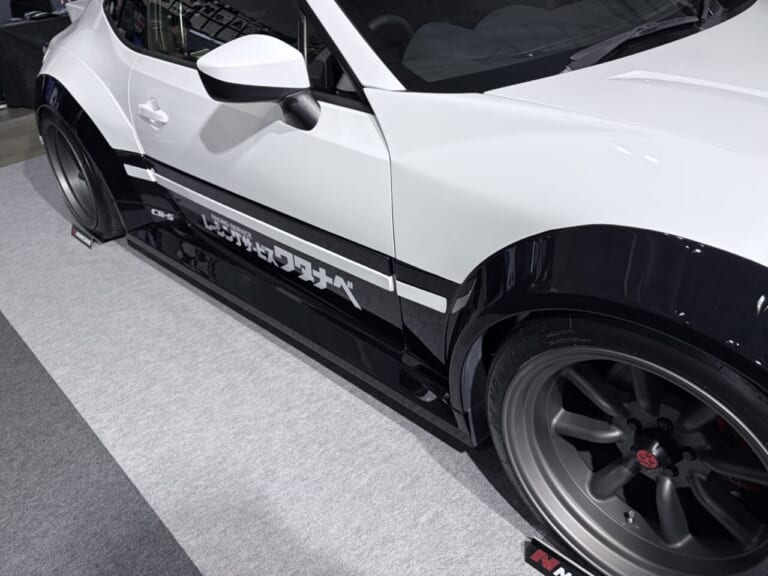 RESULTJAPANA NEO86｜【カスタム】トヨタ(TOYOTA)86(ZN6)がリトラ仕様の“ハチロク”化。リザルトジャパン「NEO86」ボディキットの車検適合には条件あり!