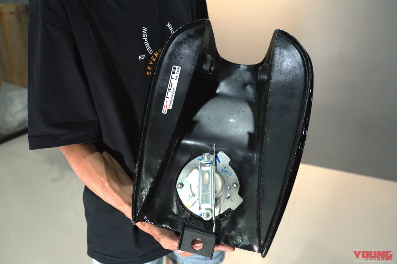 G+Note Gorilla Tank & Seat Set for Monkey125|【ついに販売開始!】「ゴリラ125」が入手可能に! カスタム外装キットが日本国内でも買える