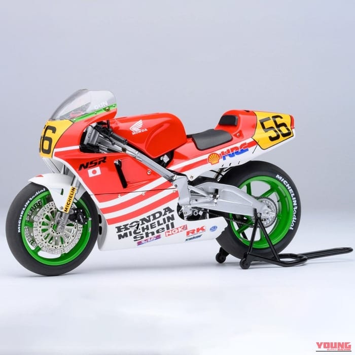 AUTOART HONDA NSR500  WGP500 #56｜【バリバリ伝説】巨摩郡のNSR500が1/12スケールモデルで登場! オートアート製・ヘルメット付属の充実ぶり