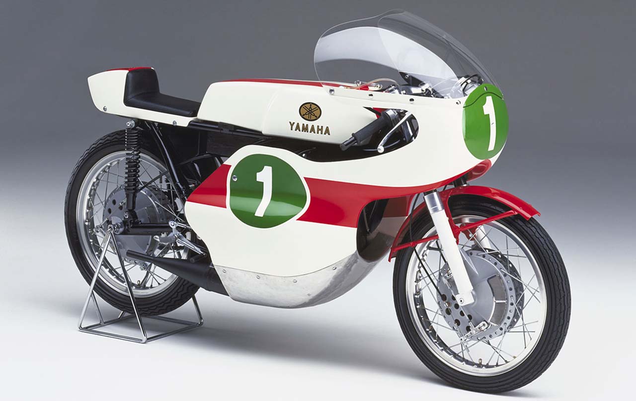 ｜【限定発売】伝説のOW-02カラーで揃い踏み！ ヤマハが創立70周年記念モデルを「YZF-R」シリーズ全5機種で展開［R1、R9、R7、R3、R25］
