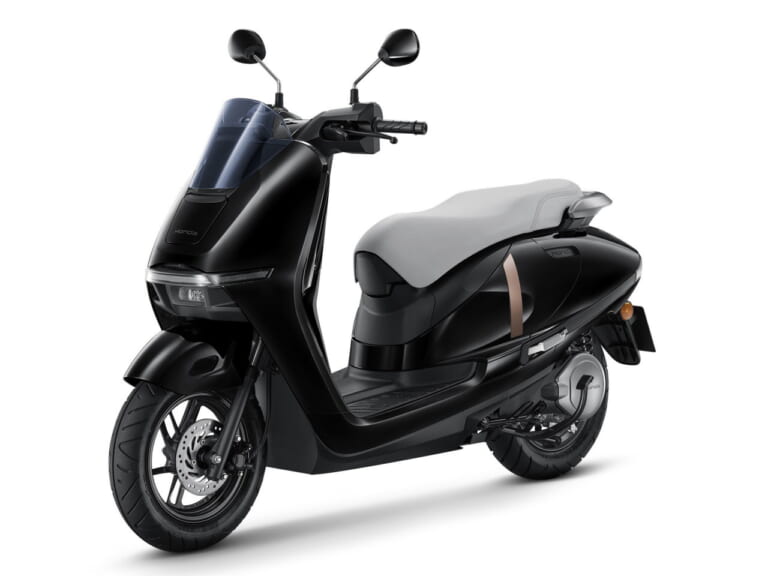 ホンダ｜UC3｜タイ＆ベトナム仕様｜2026年モデル｜ホンダ初のリン酸鉄系バッテリー採用！ ホンダが110cc相当の電動スクーター「UC3」をタイとベトナムに投入